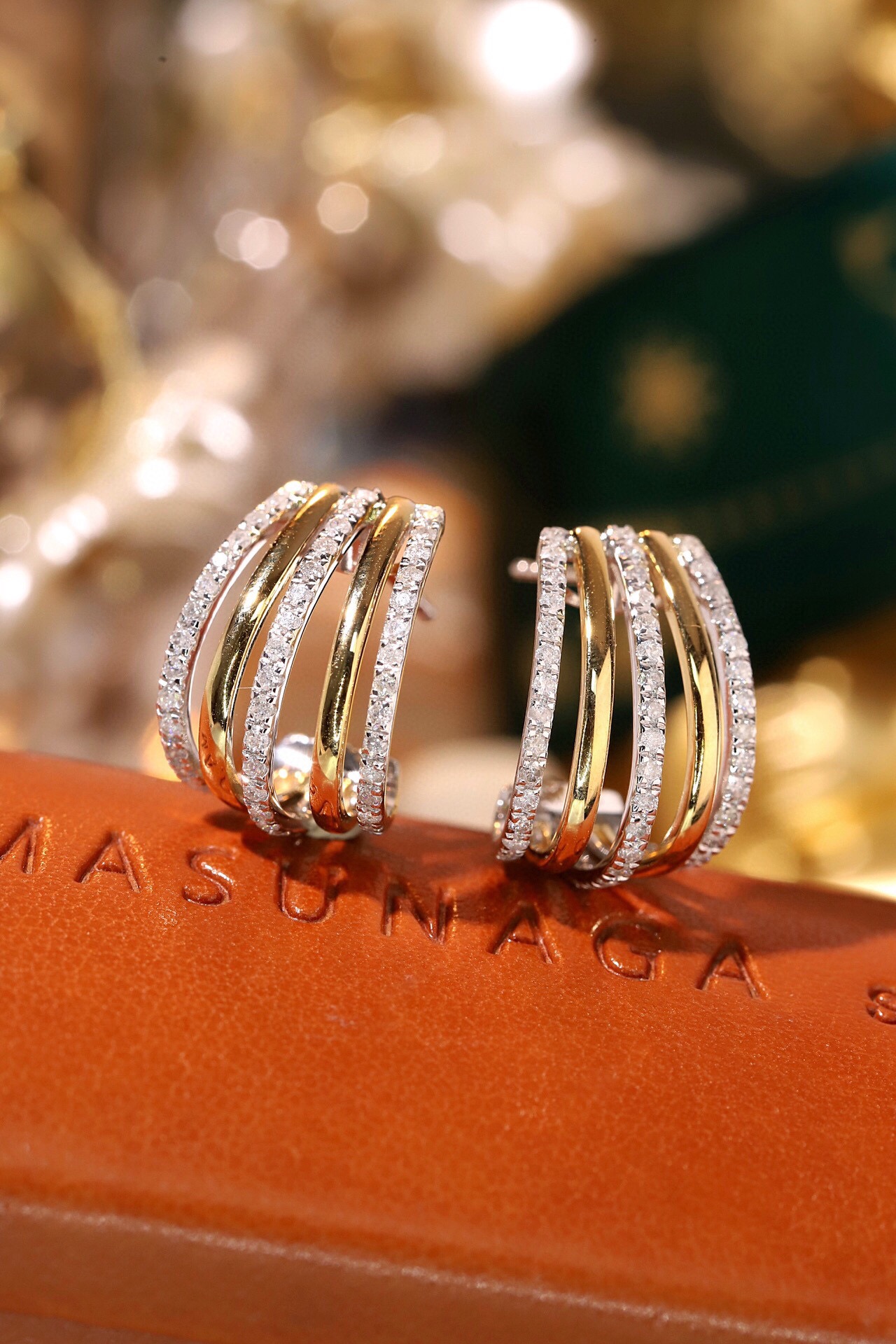 18k Gold Earrings  Natural Diamond 0.72ct 