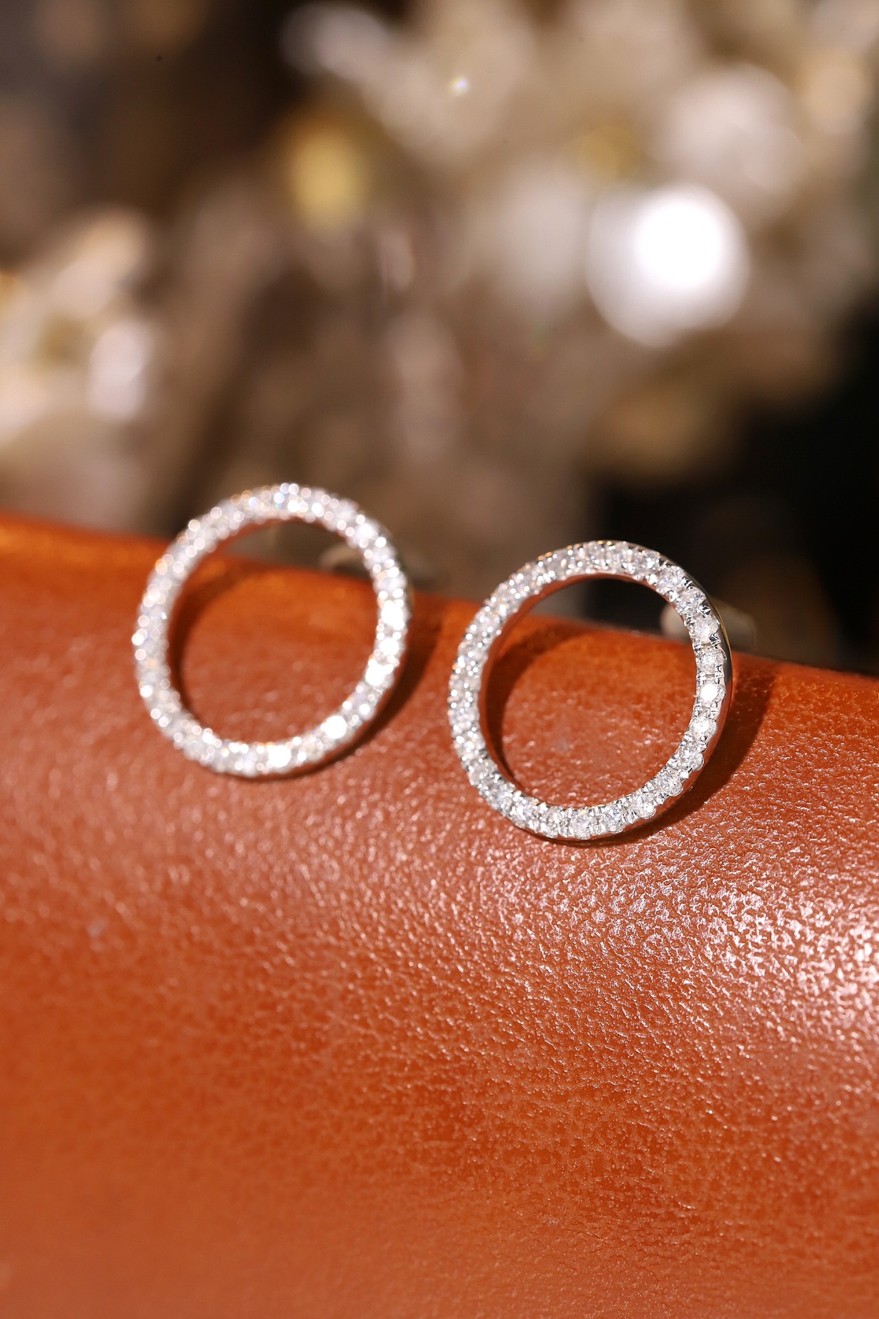 18k Gold Earrings  Natural Diamond 0.28ct 