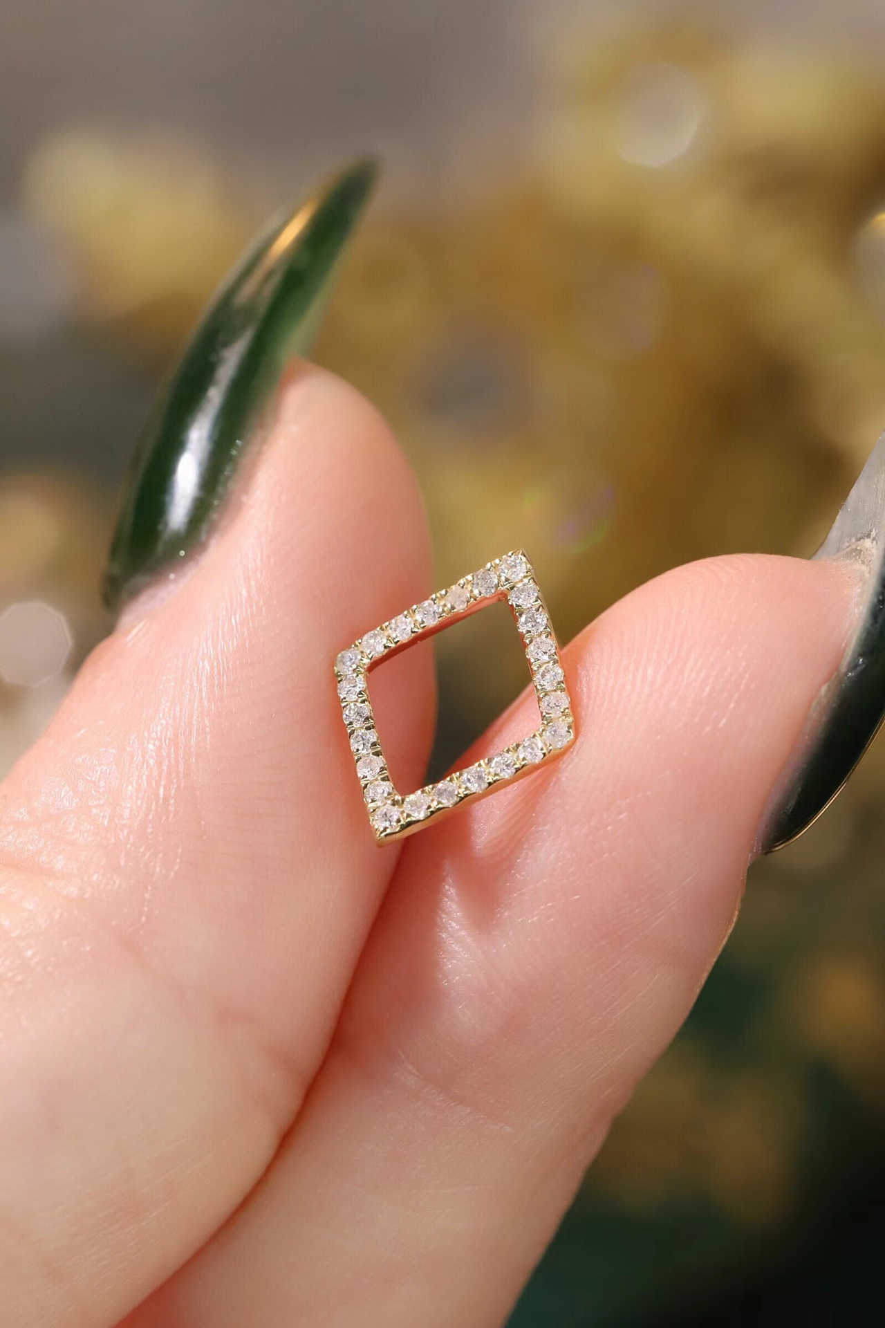 18k Gold Earrings  Natural Diamond 0.26ct 
