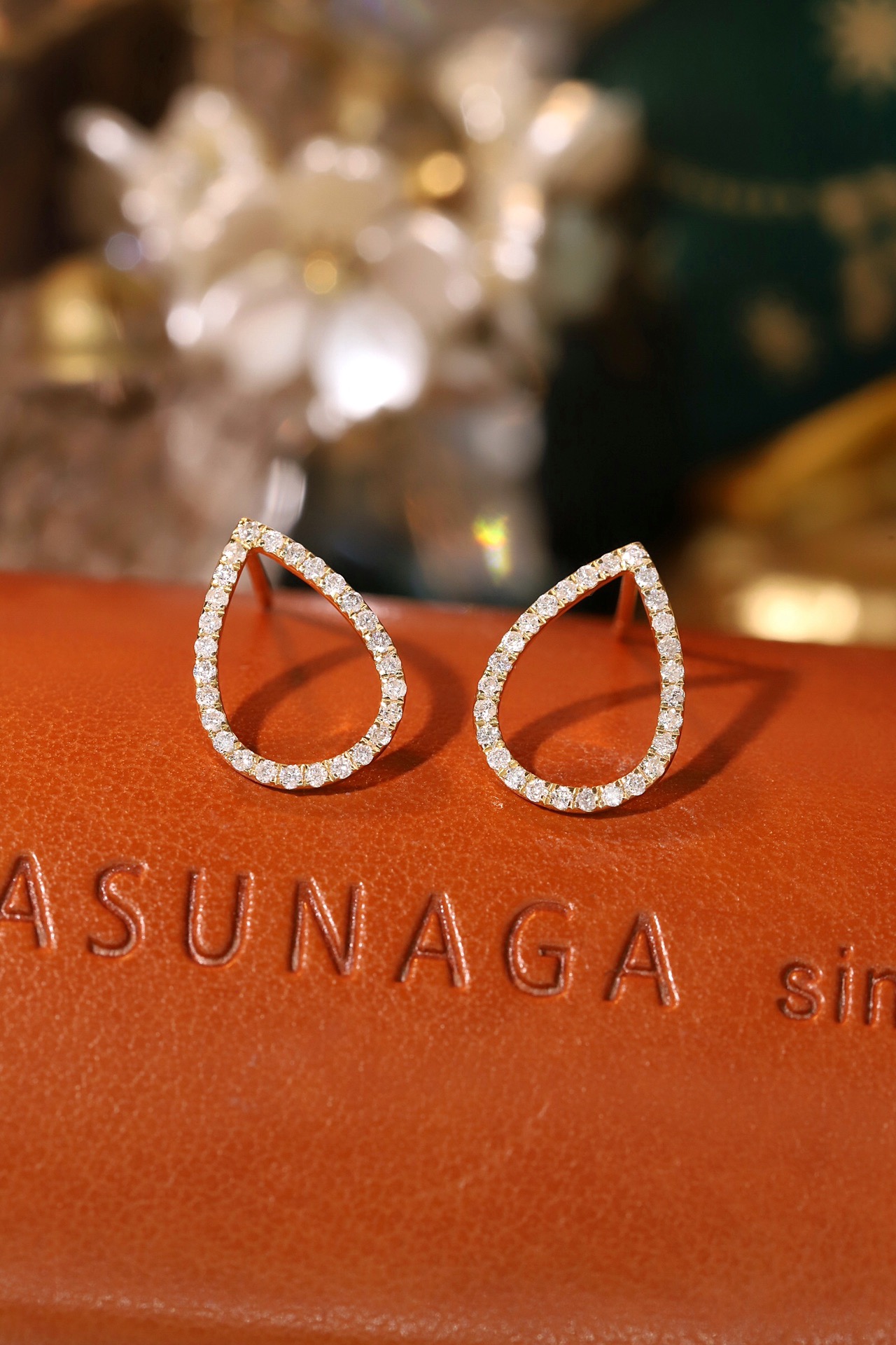 18k Gold Earrings  Natural Diamond 0.30ct 