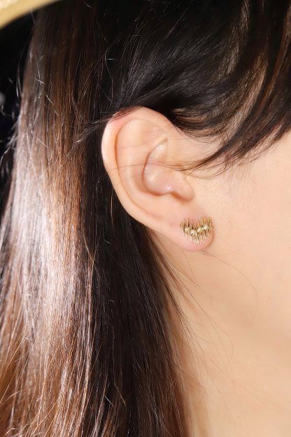 18k Gold Diamond Earrings, Heart Shape, Natural Diamond 0.06ct