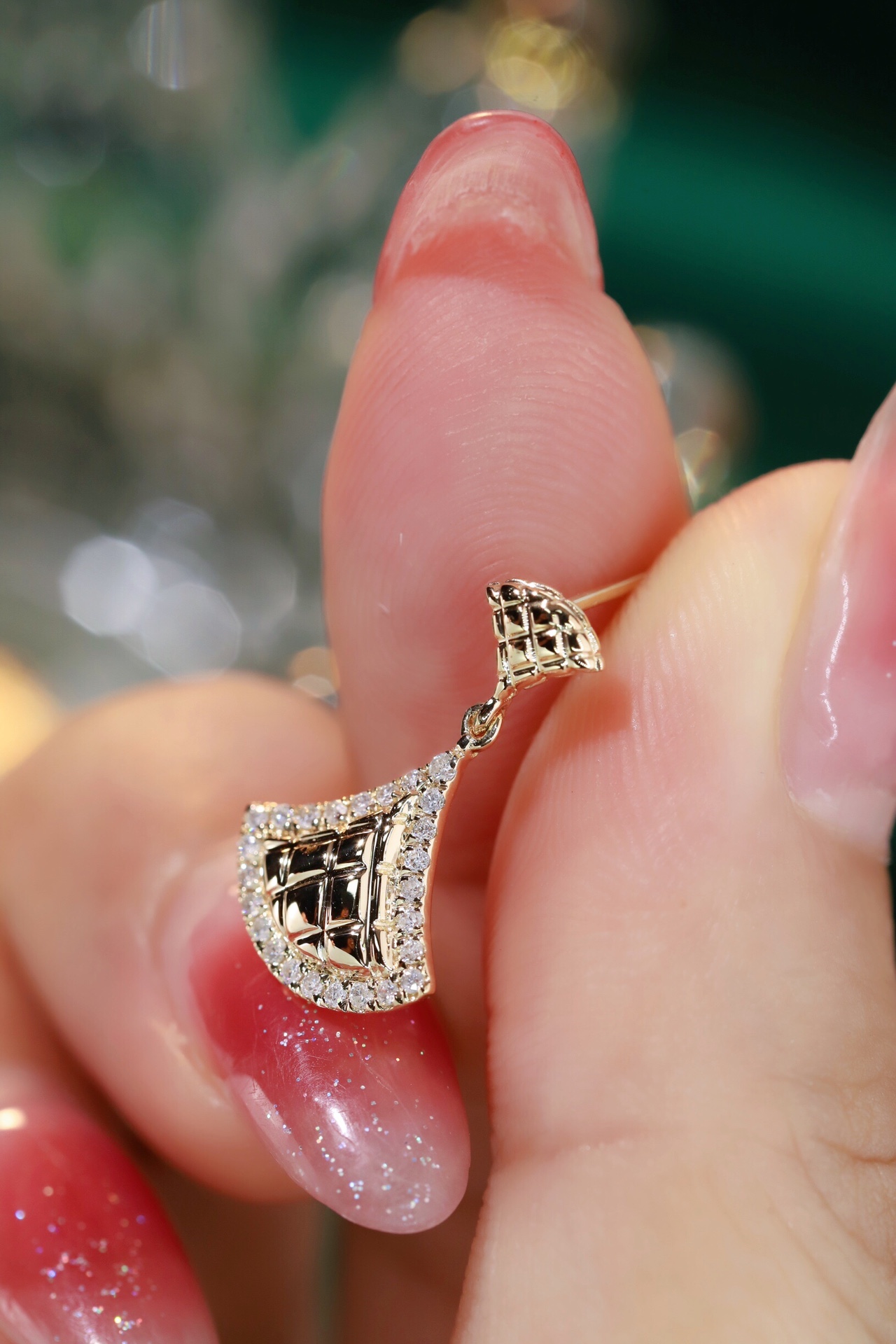 18k Gold Diamond Earrings with Skirt Design, Natural Diamond 0.30ct