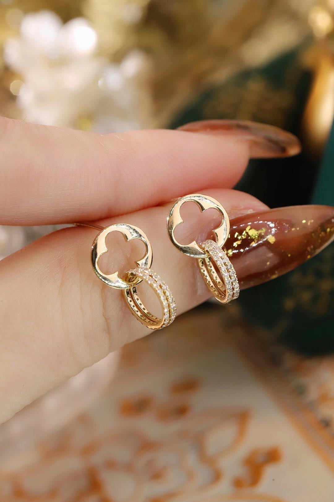 18k Gold Diamond Earrings with 0.36ct Natural Diamond