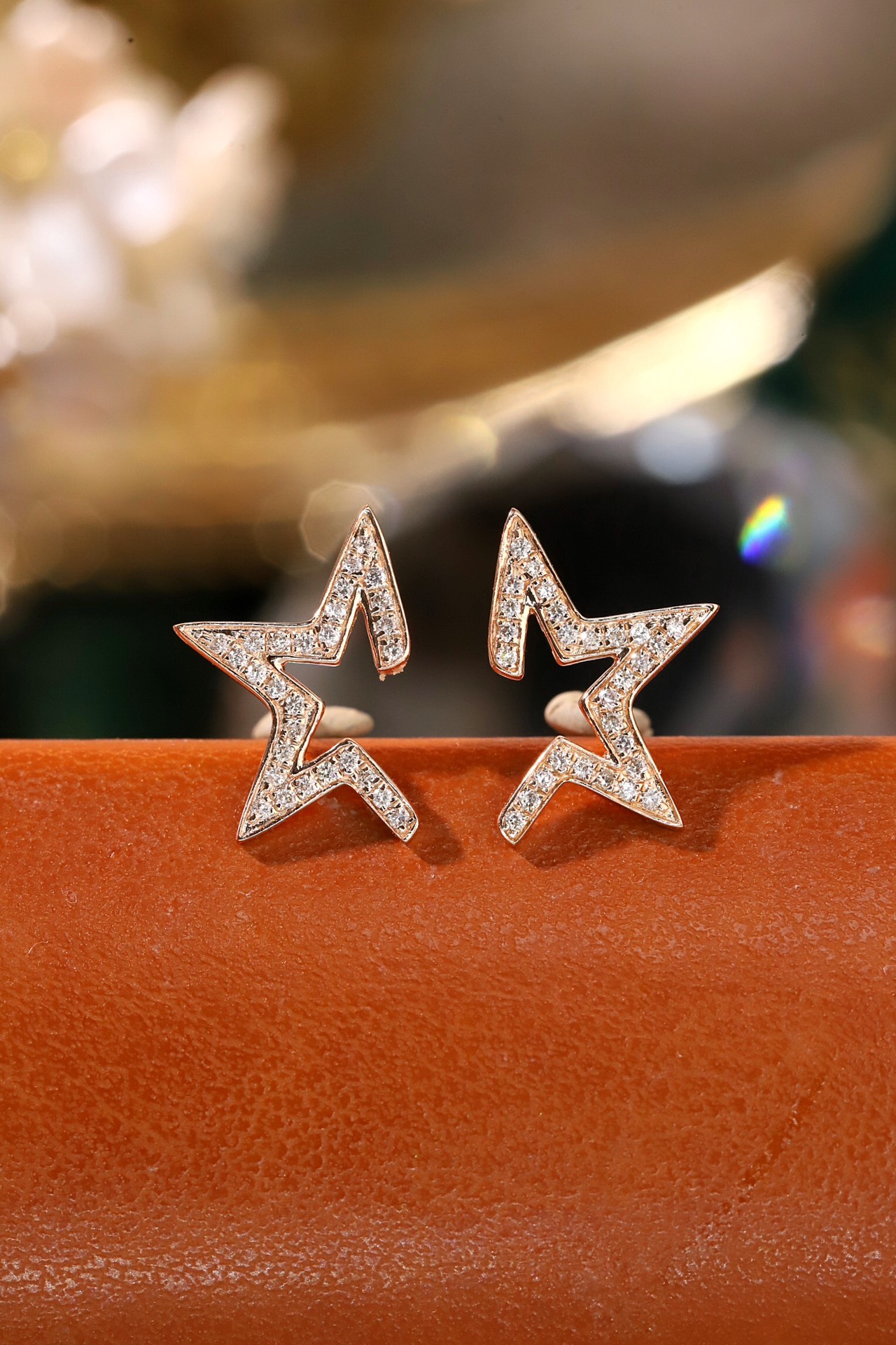 18k Gold Diamond Earrings with Star Design, Natural Diamond 0.20ct