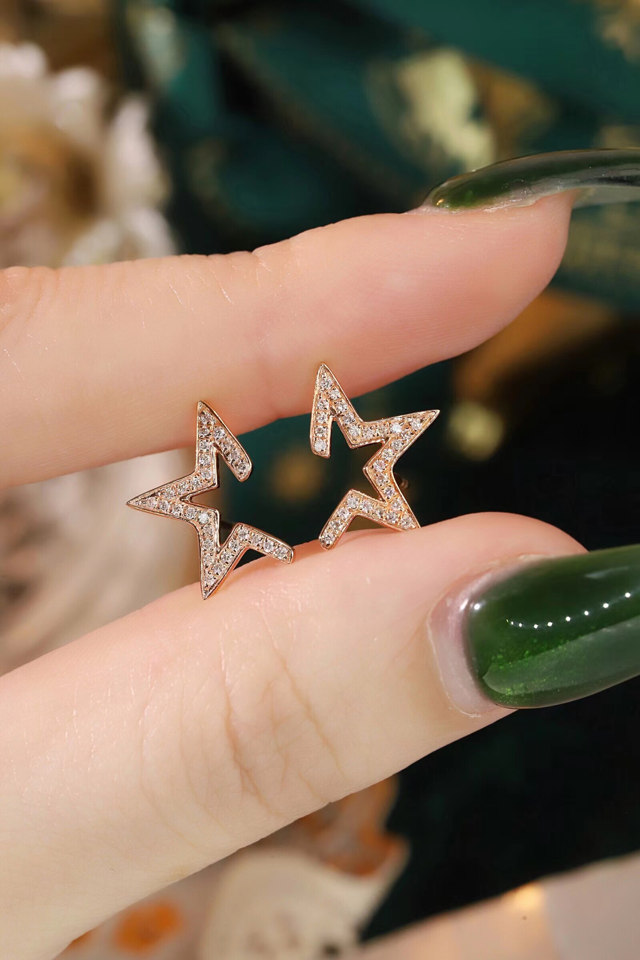 18k Gold Diamond Earrings with Star Design, Natural Diamond 0.20ct