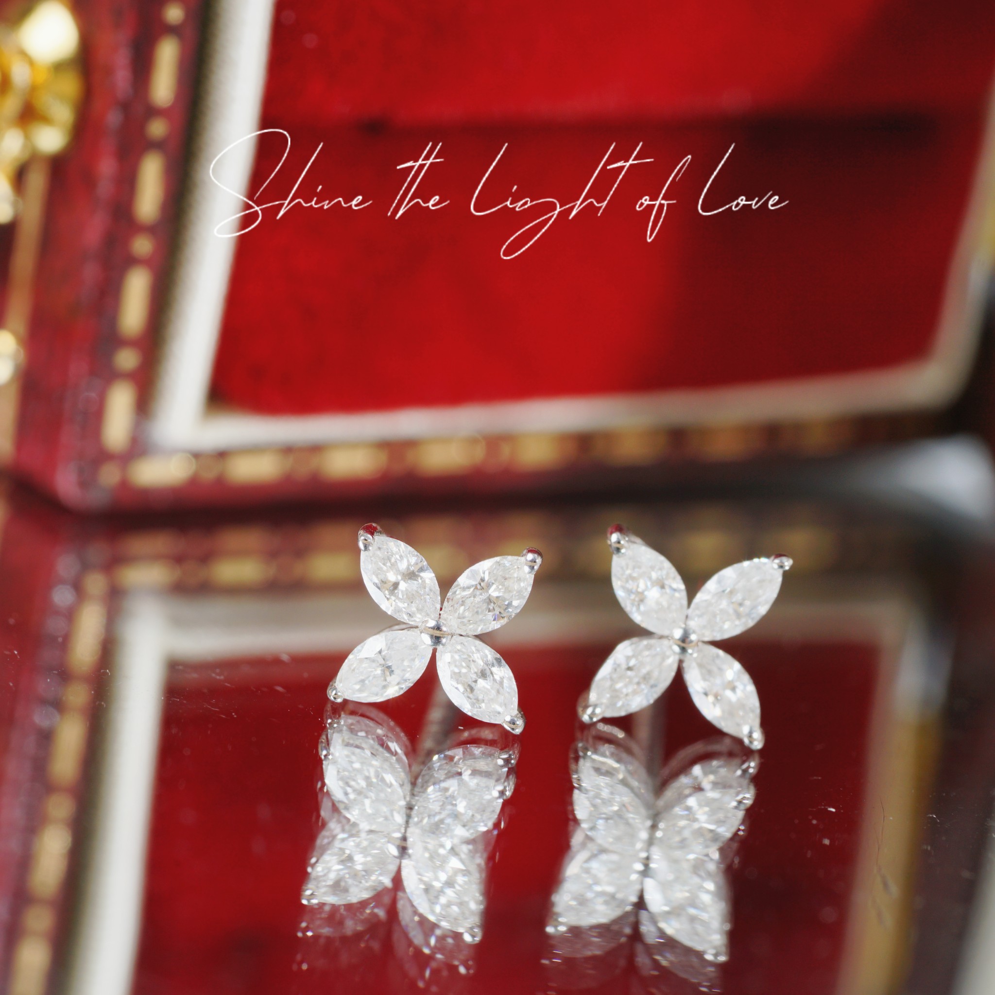 18k Gold Diamond Earrings with Clover Design, Natural Diamond 0.26ct