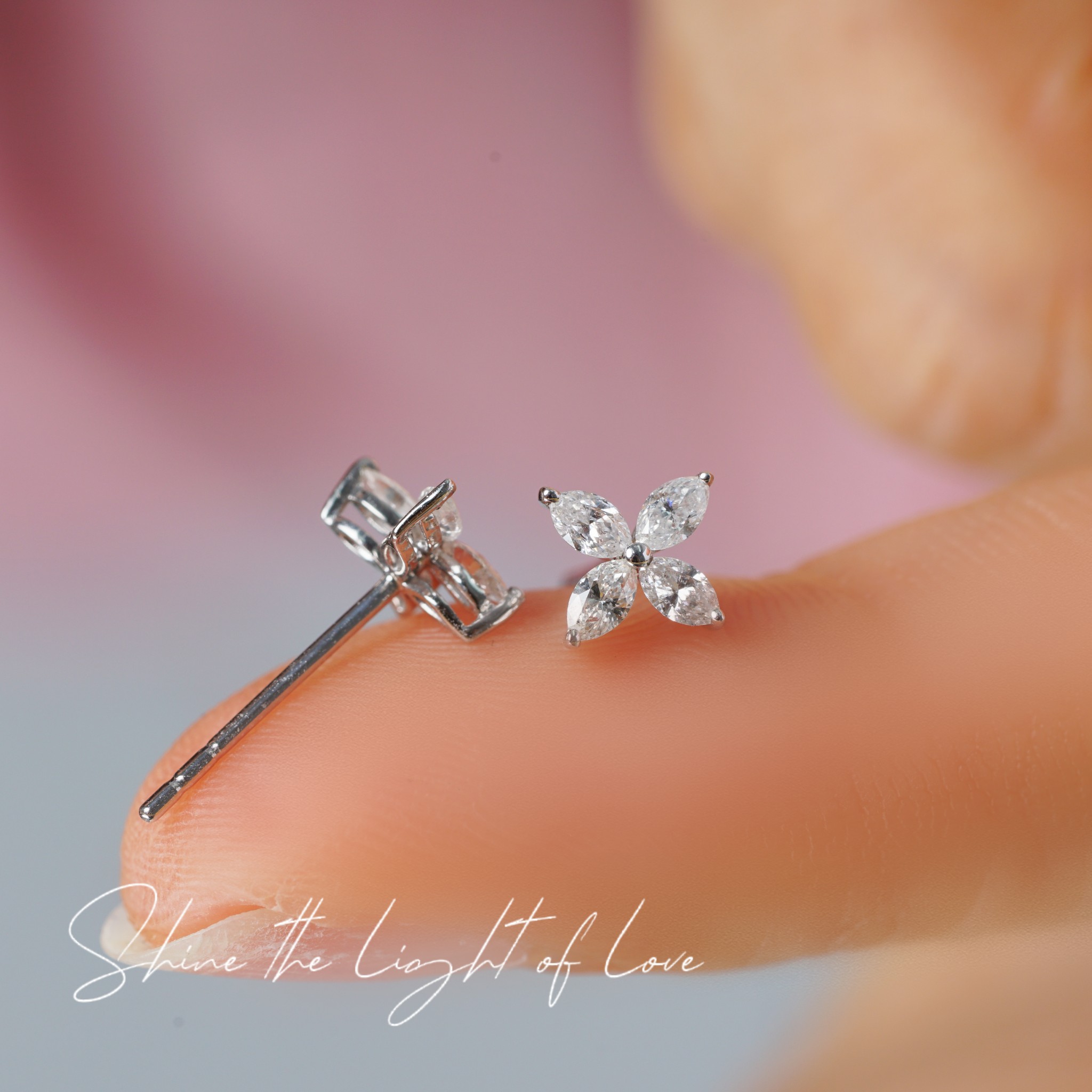 18k Gold Diamond Earrings with Clover Design, Natural Diamond 0.26ct