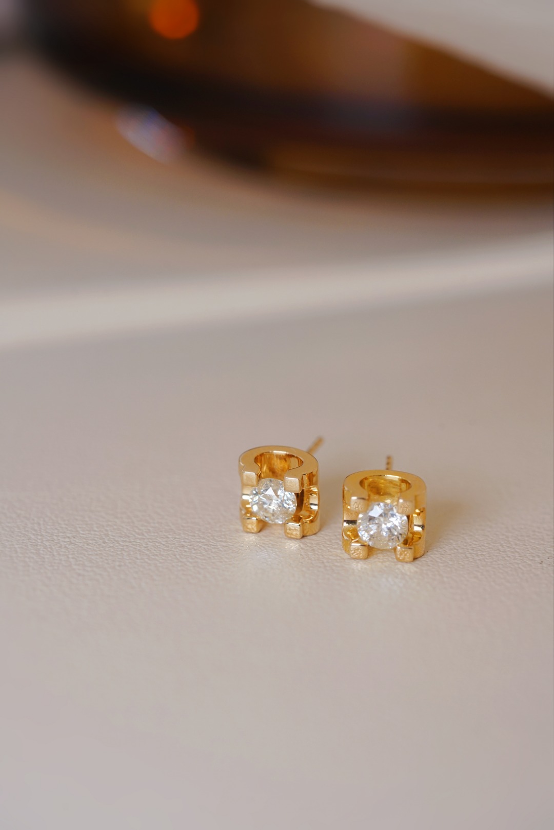 18k Gold Diamond Earrings, Classic Bull Head Design, 3D Hard Gold Plating, 1ct Natural Diamond