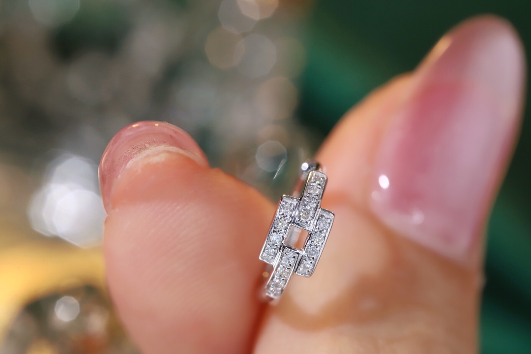 18k Gold Diamond Earrings with 0.16ct Natural Diamonds
