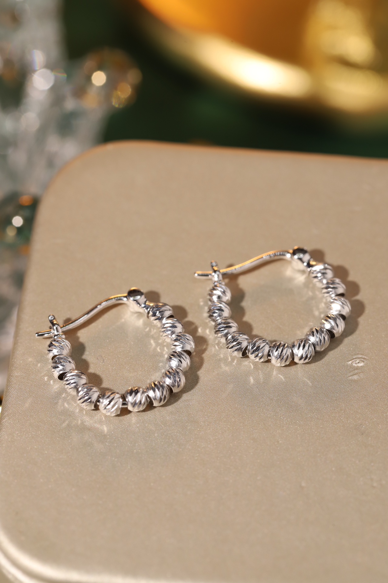 18k gold earrings