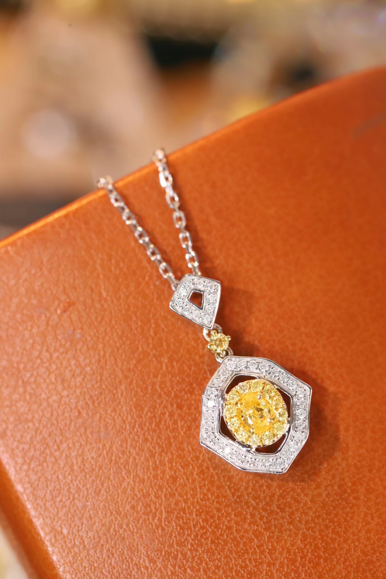 18k Gold Diamond Necklace with Yellow Diamonds, Natural Diamonds totaling 0.35ct