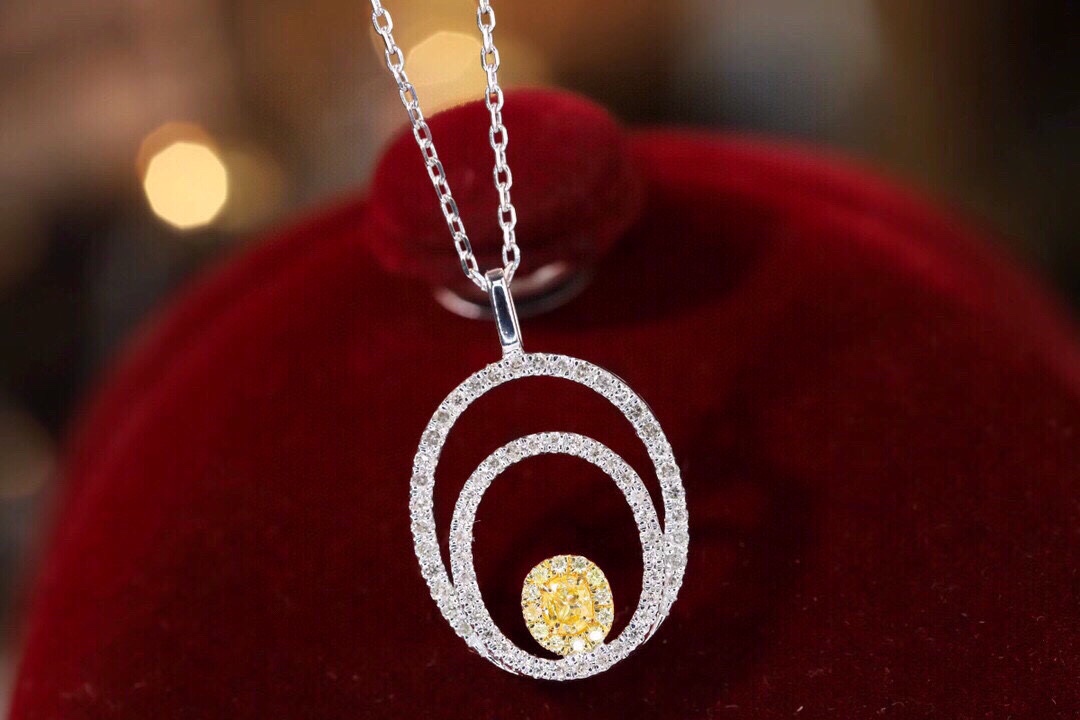 18k Gold Diamond Necklace with Yellow Diamonds, Natural Diamonds totaling 0.38ct