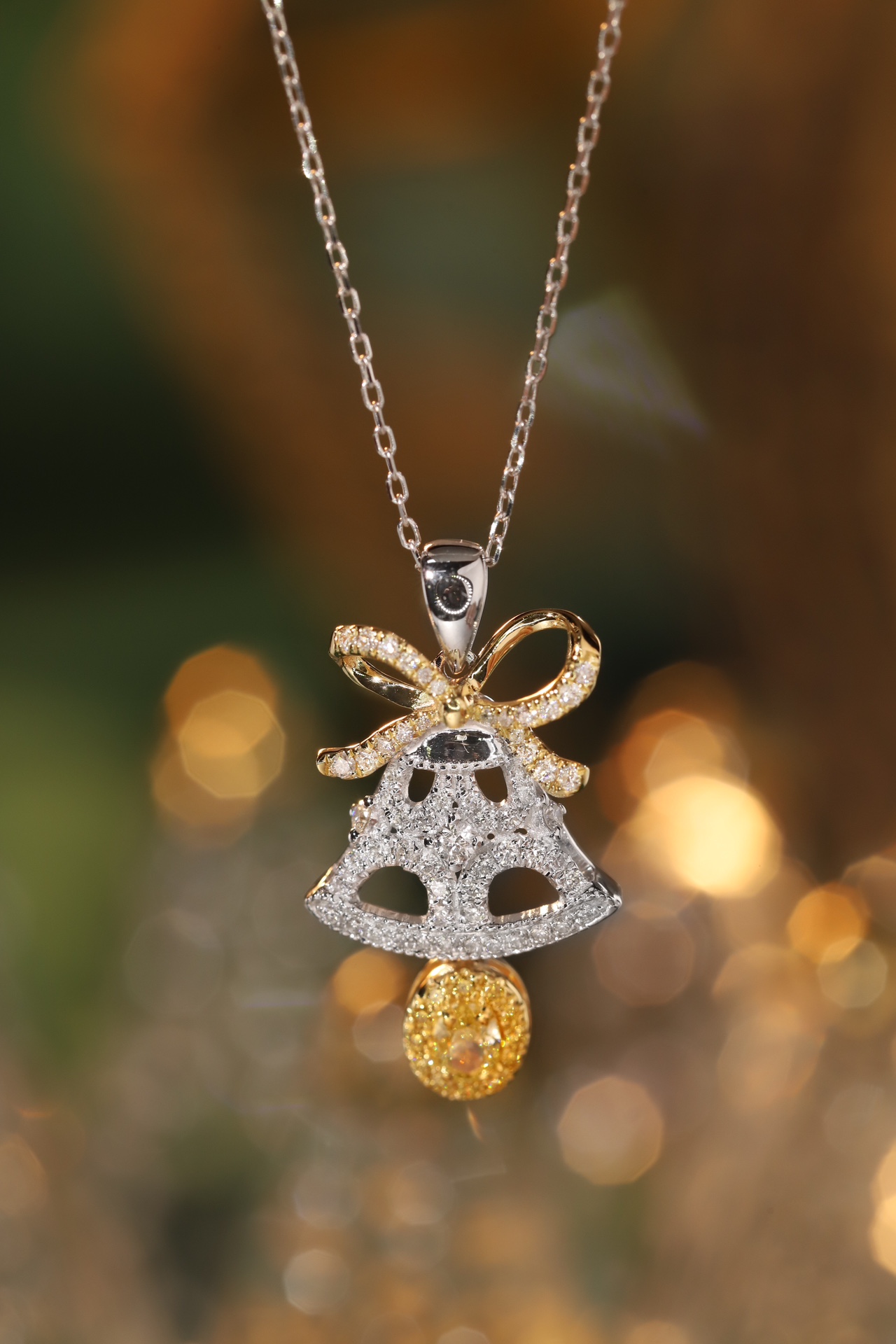 18k Gold Diamond Necklace with Yellow Diamonds – Christmas Gift, adorned with Christmas bells. Natural diamond weighing 0.45ct.