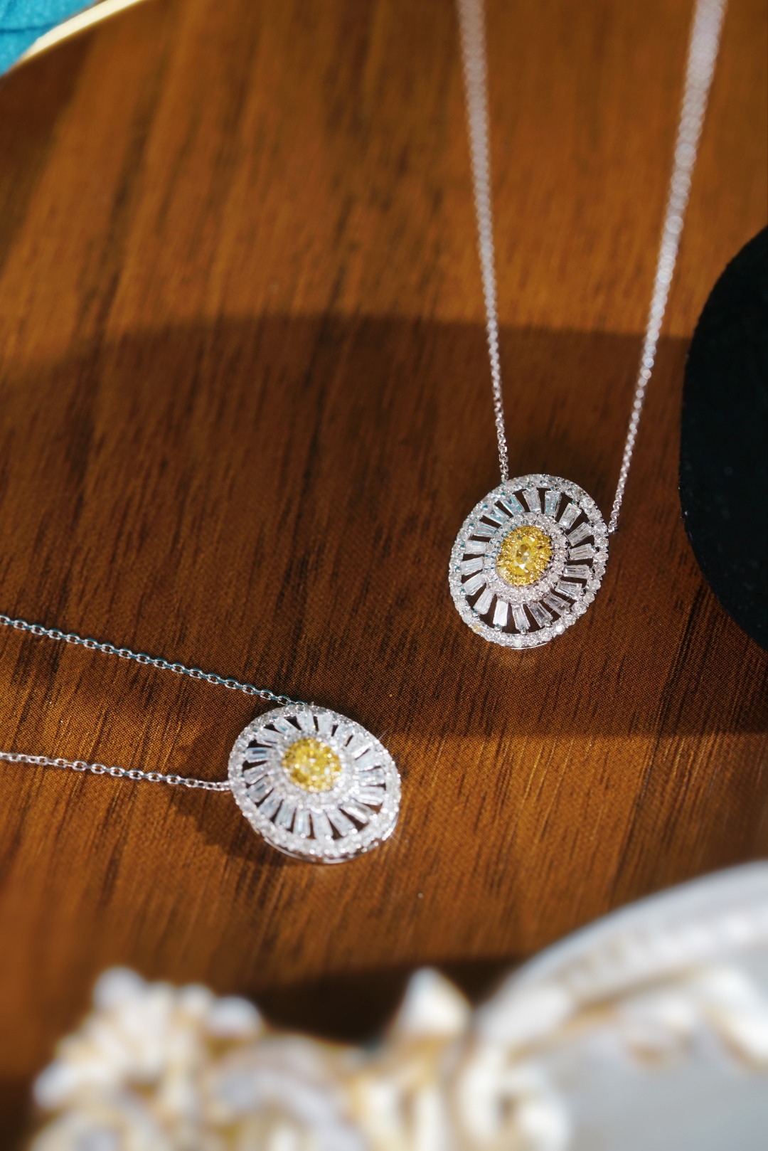 18k Gold Diamond Necklace with Yellow Diamonds, Natural Diamonds totaling 0.60ct