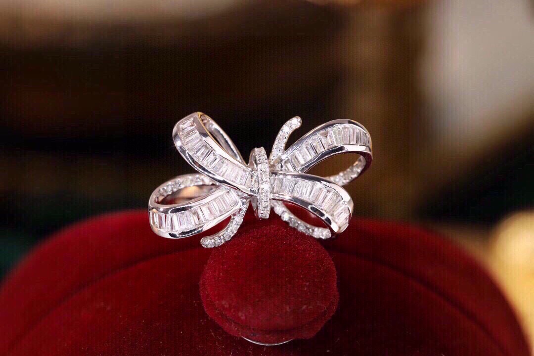 18K Gold Rings 0.70ct Natural Diamond Bowknot Style