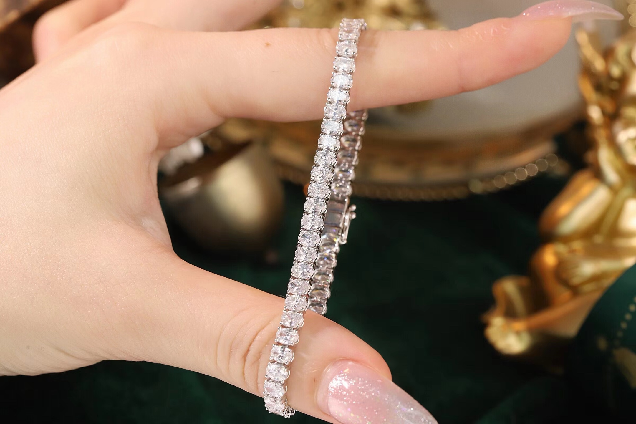 10k Gold Diamond Bracelet with 7.9ct Full Pave Oval Diamond Bracelet