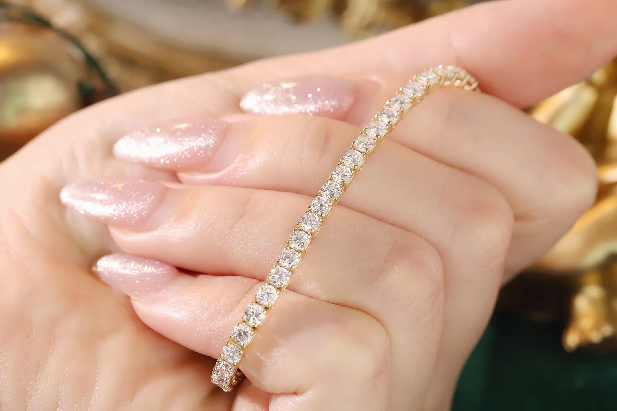 10k Gold Diamond Bracelet with 5.9ct Square-Set Round Diamond Bracelet