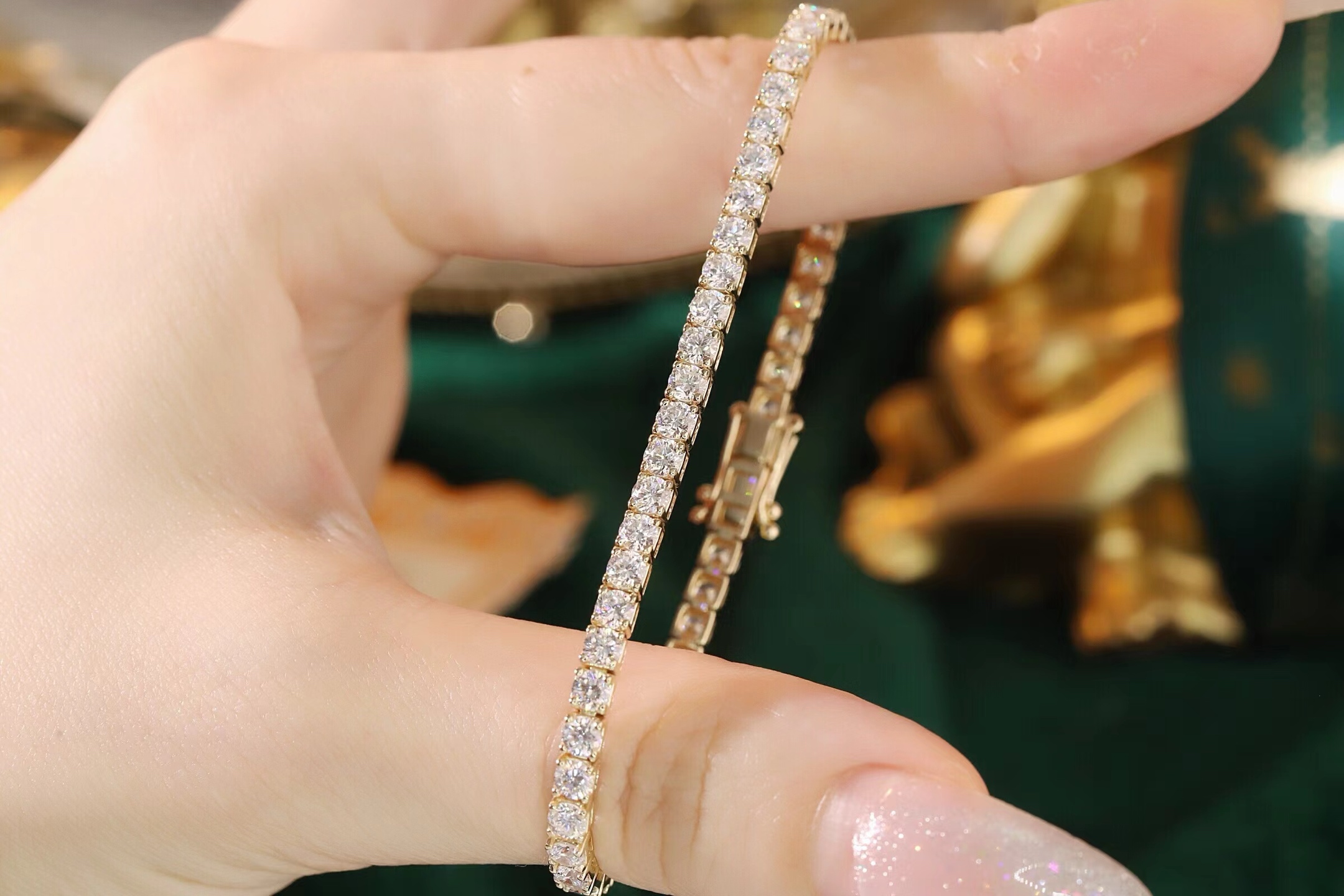 10k Gold Diamond Bracelet with 5.9ct Square-Set Round Diamond Bracelet