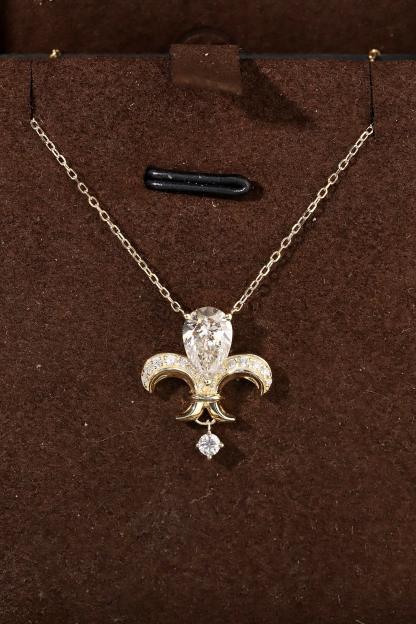 10k gold diamond necklace with a lab-grown diamond of 1.2ct