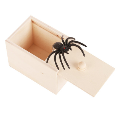 Spider Box Pranking Gadget