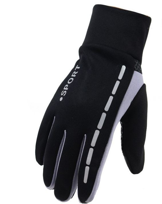 Multi-scenario Protective Gloves: From snowy mountains to factory floors, safeguarding every task you undertake.