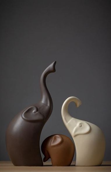 Porcelain Charm: Each Piece is an Artistic Footnote to Life