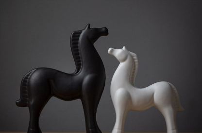 Porcelain Charm: Each Piece is an Artistic Footnote to Life