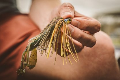 🎁Last Day Promotion 49% OFF🔥Line-Through Swim Jig, Weedless Bass Lure with Integrated Hook & Keeper, Heavy-Cover Design