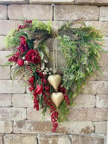❤️ Valentine’s Day Farmhouse Valentine Heart Wreath: Gold Bells, Red Roses & Berries🎉
