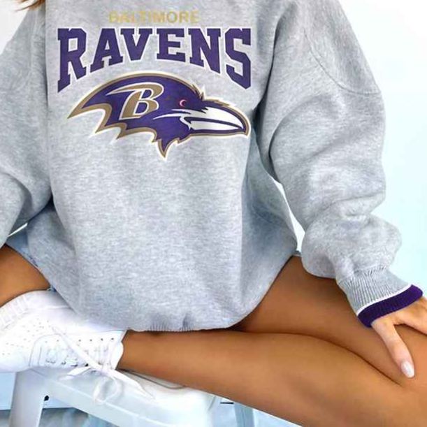 [Copy]New York Giants V-Neck Long Sleeve Retro Oversized Sweatshirt