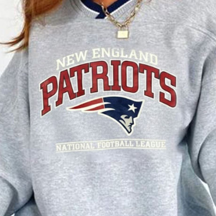 Women's Retro New England Patriots Print V-neck Long-Sleeve Sweatshirt