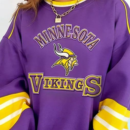 [Copy]Women's Vintage Minnesota Vikings Football Embroidery Crew Neck Long-Sleeved Sweatshirt