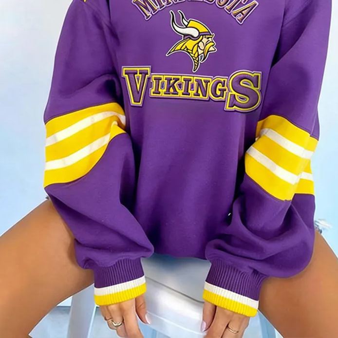 [Copy]Women's Vintage Minnesota Vikings Football Embroidery Crew Neck Long-Sleeved Sweatshirt