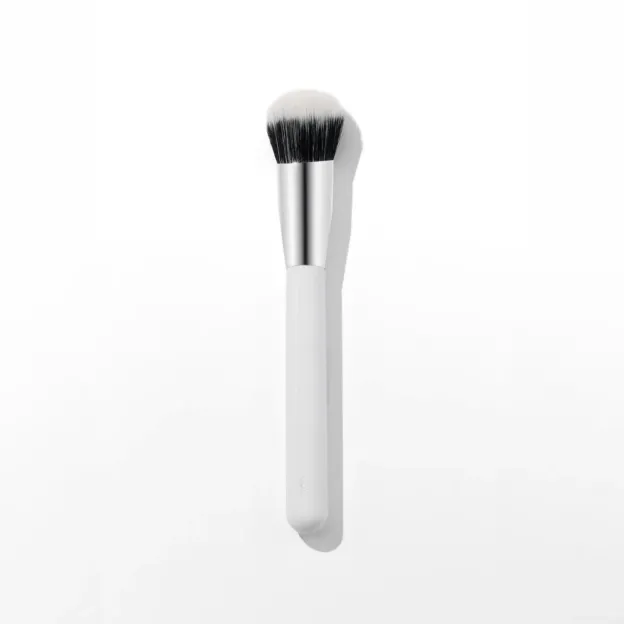 Angled Blending Face Brush