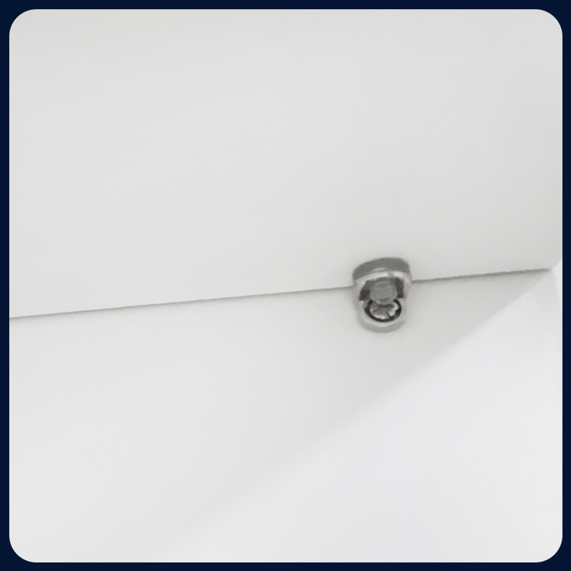 White Shaker RTA Kitchen Cabinet with Soft-Close Doors W1530