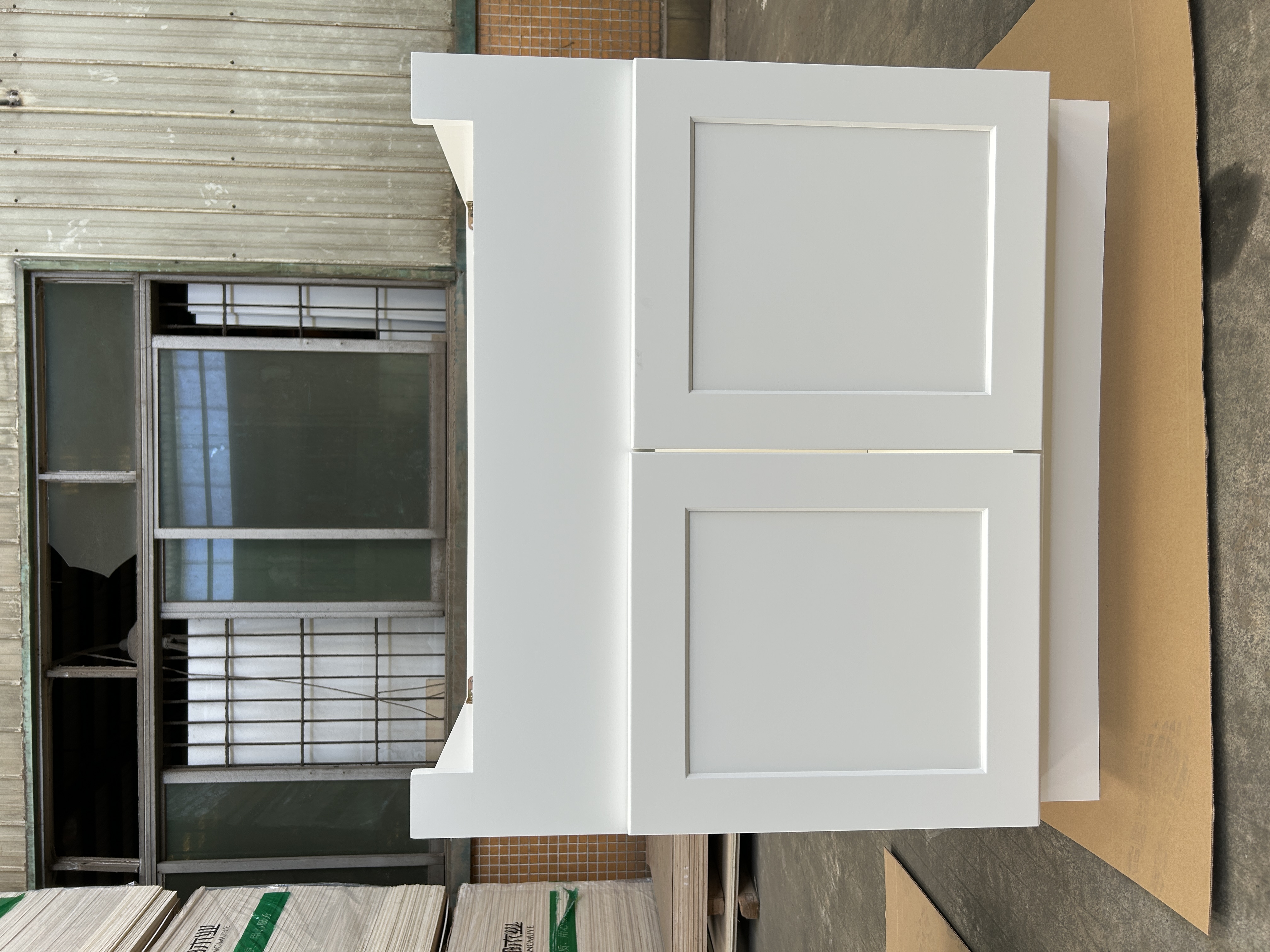 White Shaker RTA Kitchen Cabinet Vanity Sink Cabinet FSB36