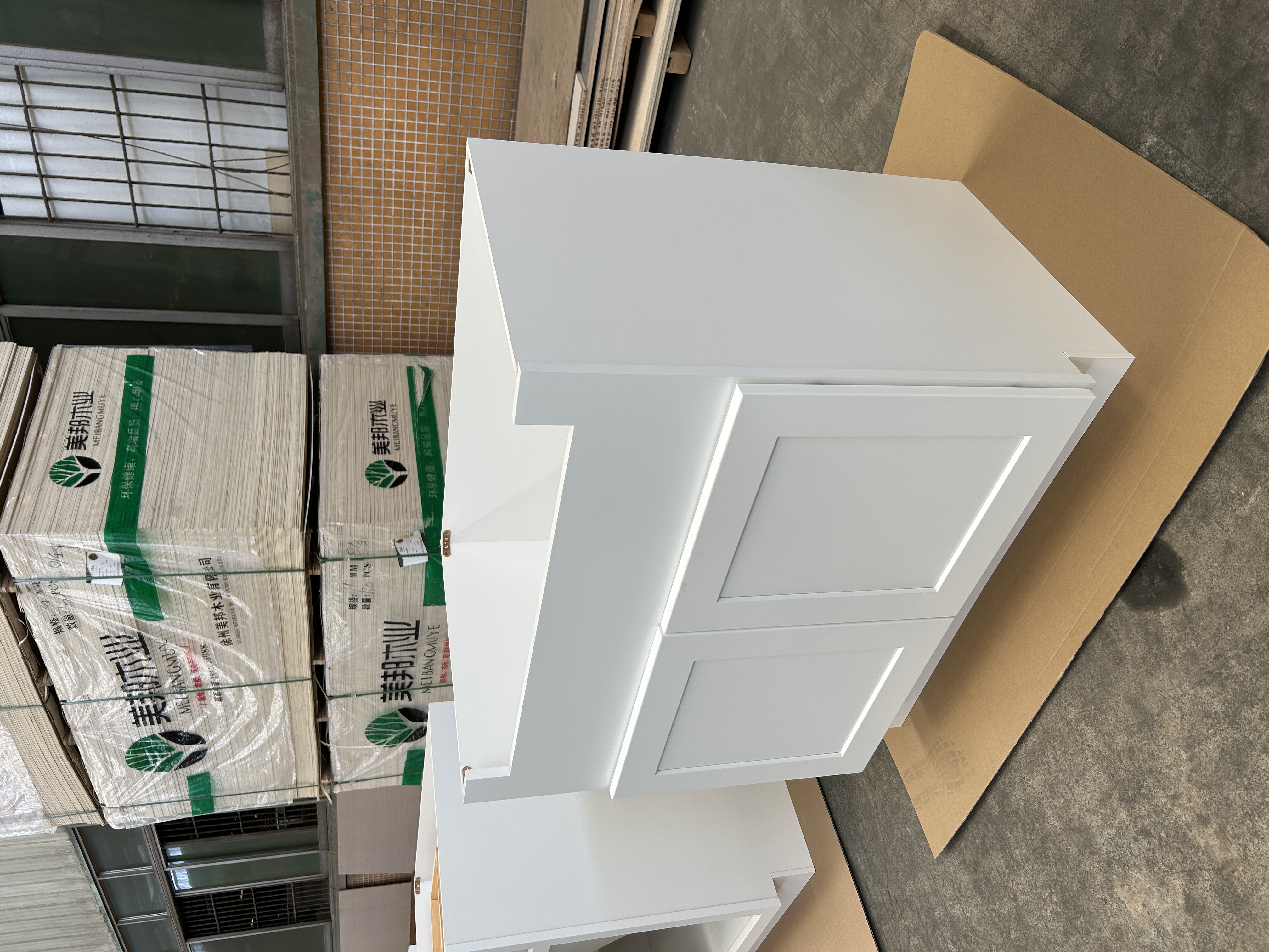 White Shaker RTA Kitchen Cabinet Vanity Sink Cabinet FSB36