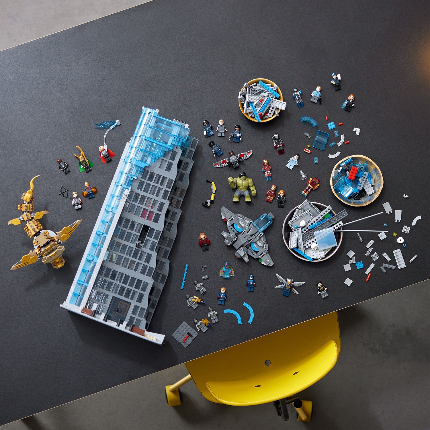 ® Marvel Avengers Tower