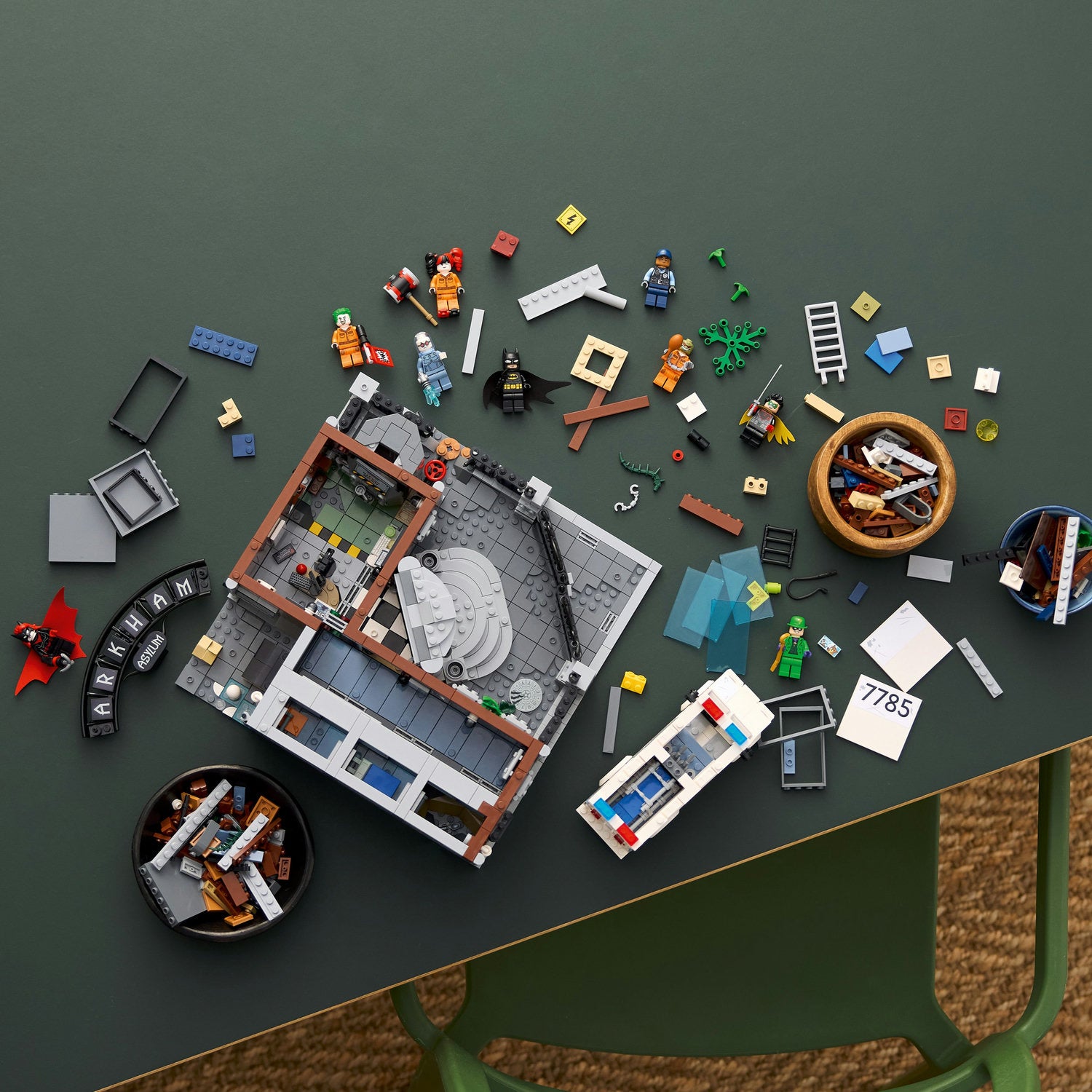 ® DC Batman™ Arkham Asylum™