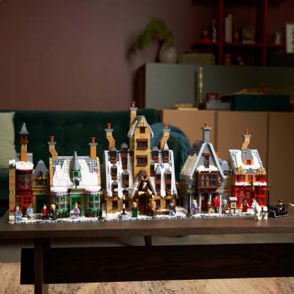 ® Harry Potter™ Hogsmeade™ Village – Collectors' Edition