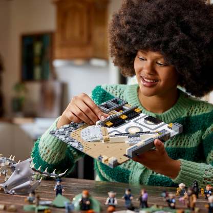 ® Harry Potter™ Gringotts™ Wizarding Bank - Collectors Edition