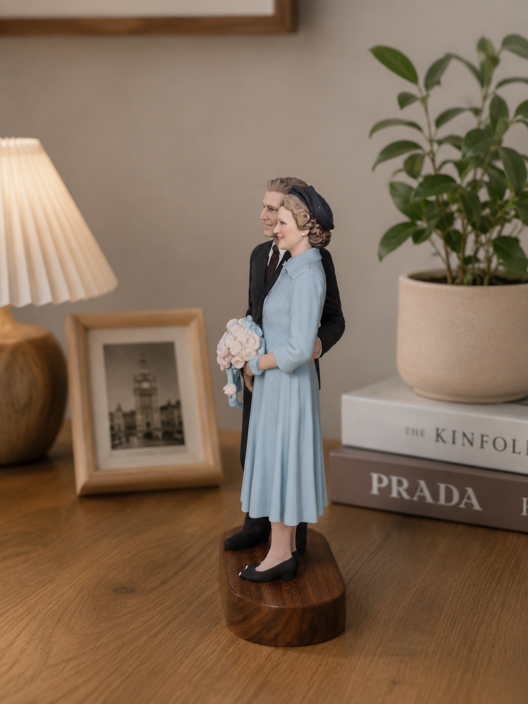 Customized ultra-high-end high-precision restoration 3D printing full-color resin commemorative gift doll Figurine