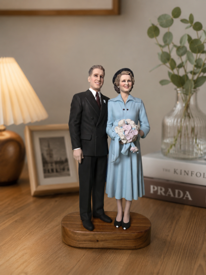 Customized ultra-high-end high-precision restoration 3D printing full-color resin commemorative gift doll Figurine