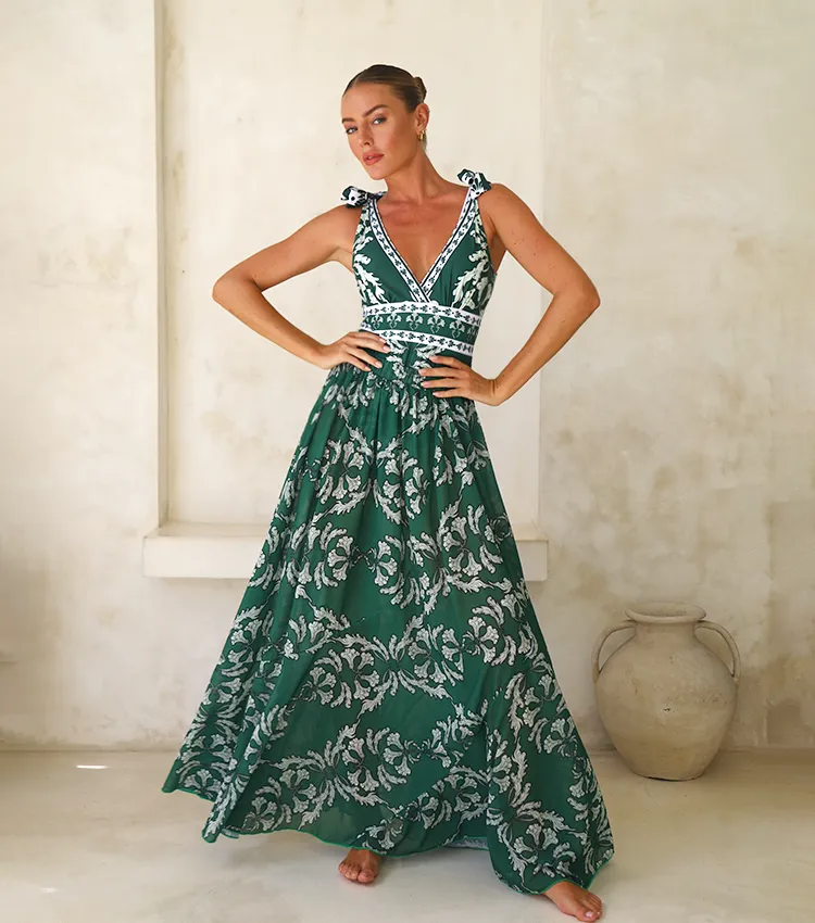 Laser Cutting Flower Hollow One Piece Swimsuit and Skirt