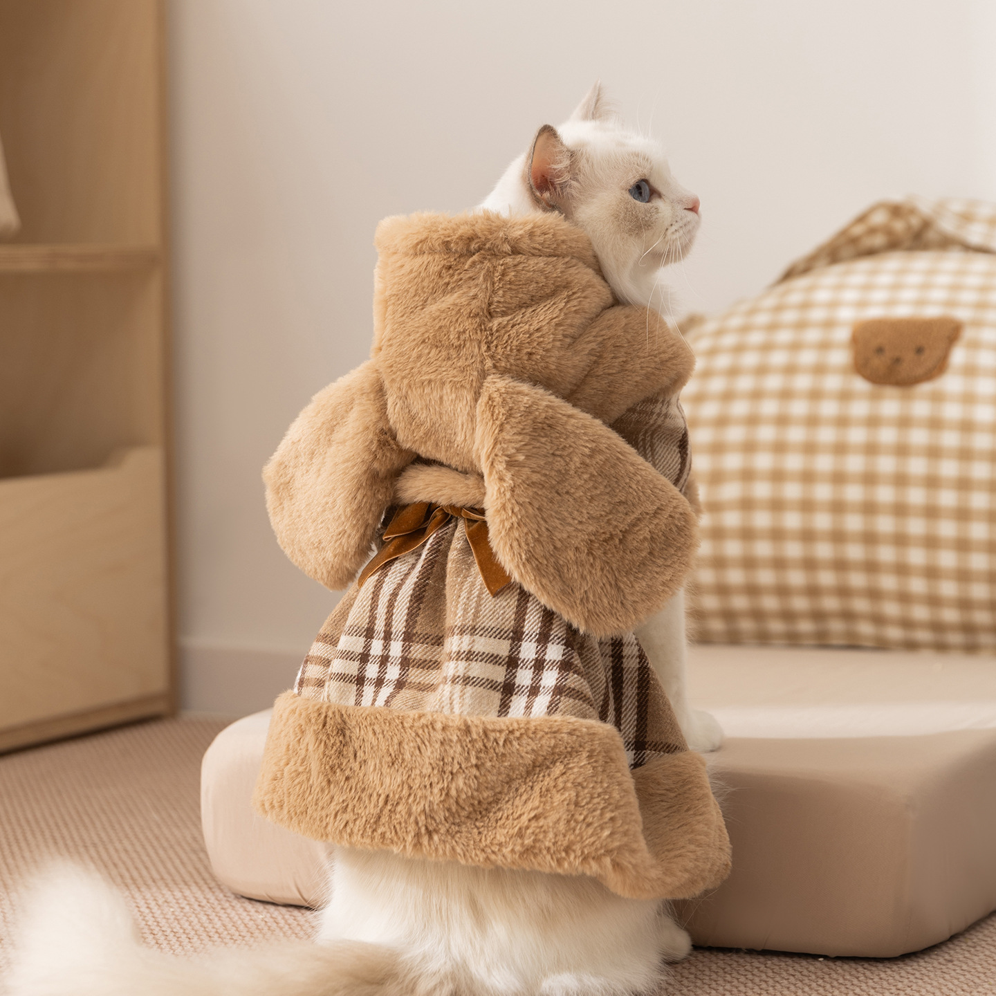 Thickened Warm Bowknot Cotton Dress - Pet Clothing with Long Ear Cape for Cats & Small/Medium Dogs (Autumn/Winter)-BELLEPAW