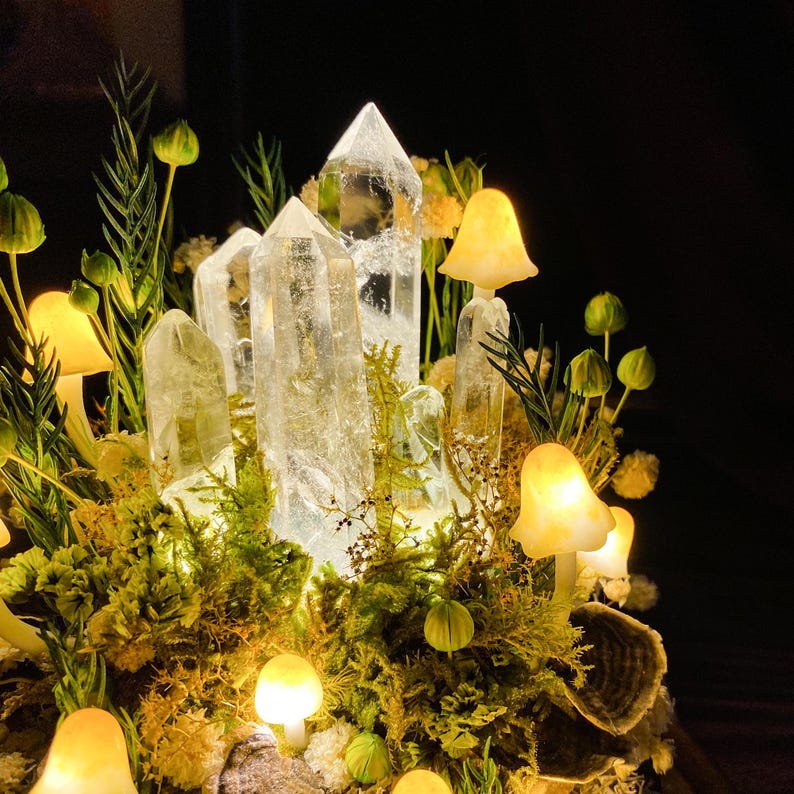 Glowing Crystal Pillars with Healing Properties, Enchanted Forest Mushroom Lamp, Fantasy Crystal Nightlight, Unique Gift, Elegant Home Decor