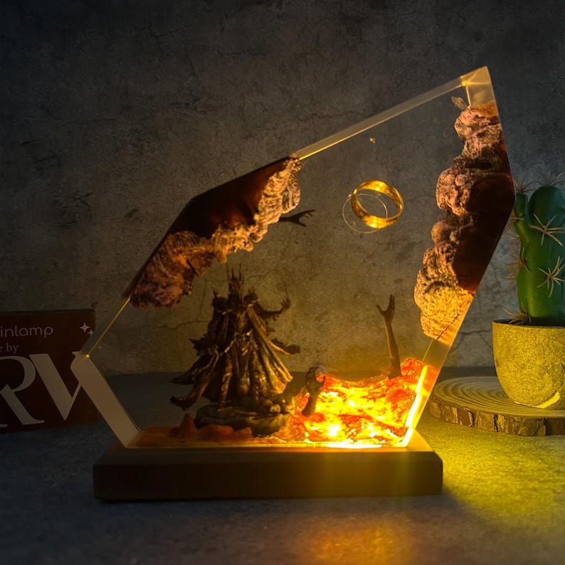 Diorama Ring lamp, Custom Epoxy Resin Lamp, Lighting Home Decor, Resin Night Light, Christmas gifts, gift for him, halloween