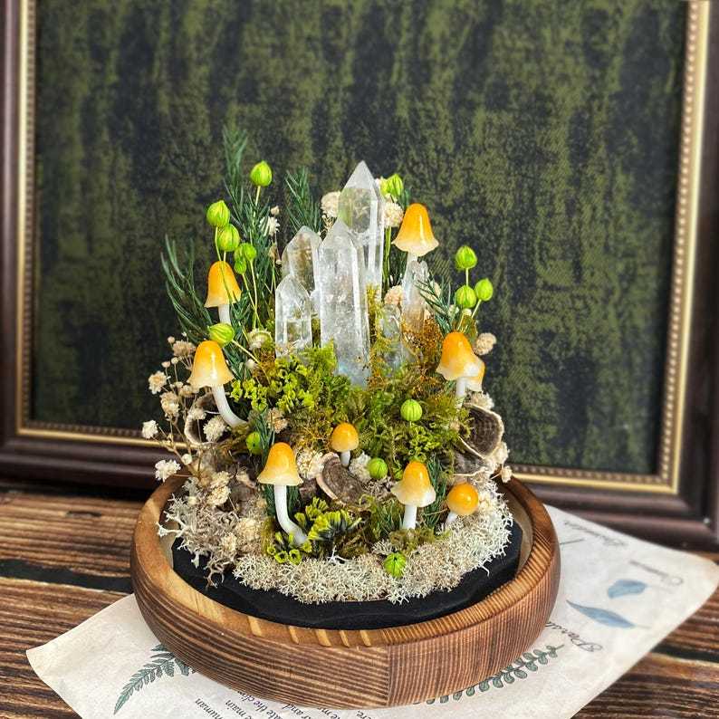 Glowing Crystal Pillars with Healing Properties, Enchanted Forest Mushroom Lamp, Fantasy Crystal Nightlight, Unique Gift, Elegant Home Decor