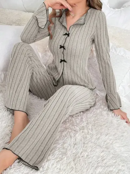 Women's Solid Lettuce Trim Top & Pants Loungewear Two-Piece Set, Casual Comfy Long Sleeve V Neck Top & Trousers PJ Set, Ladies Sleepwear for All Seasons