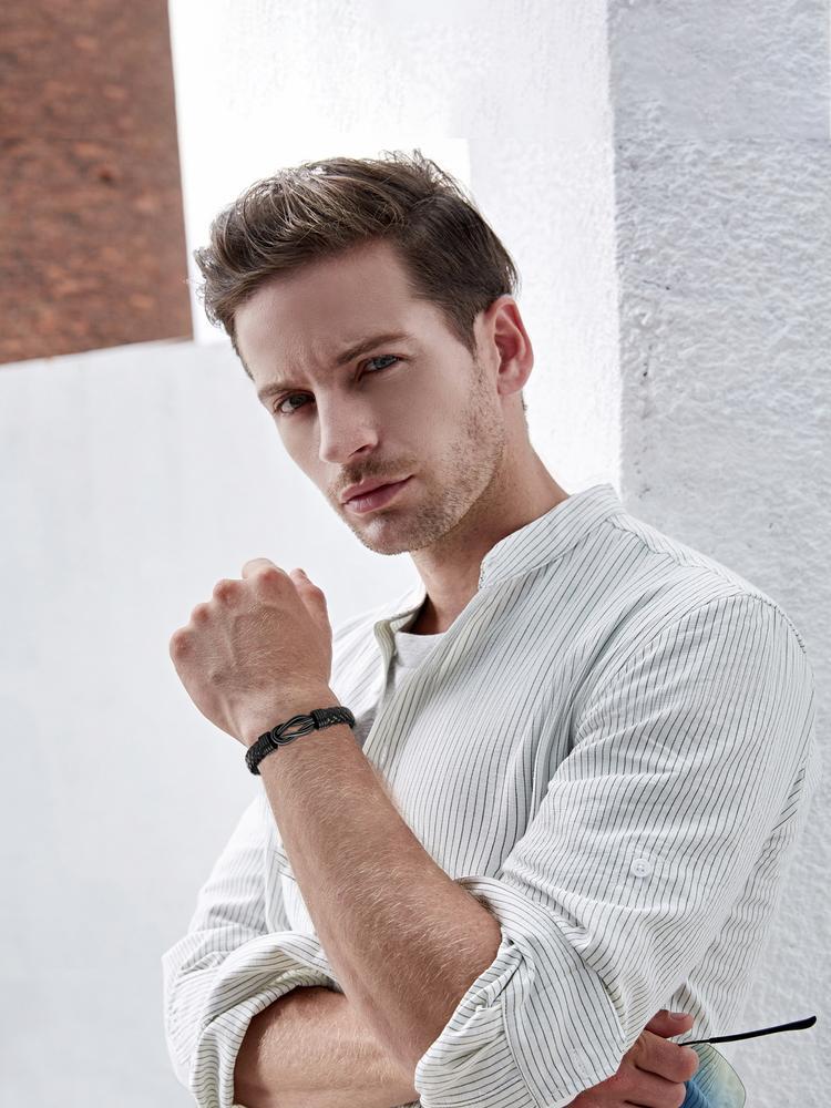 1PC Christmas Surprise Gift for Nephew - Classic Stylish Knotted Bracelet - Fashionable Eight-Byte Knotted Bracelet, Birthday Gift/Valentine’s Gift/Graduation Gift - A Blessing Gift for Nephew